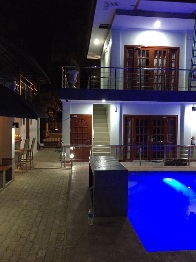 Ocean Breeze Resort Toledo Eksteriør bilde